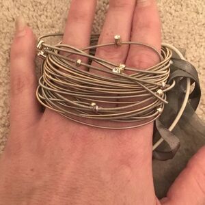 NWT Cinzia Silver Guitar Strings Bangle Bracelet Set